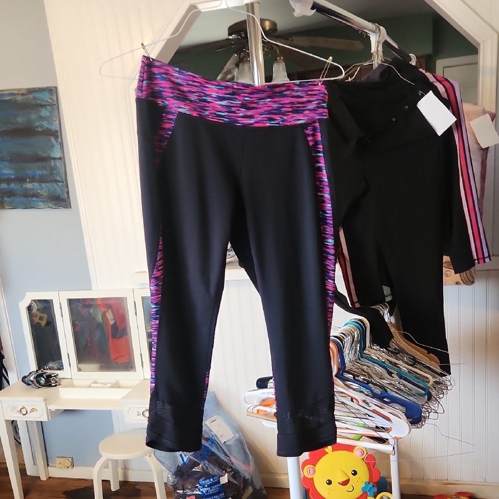 Black and Pink Patterned Leggings With Mesh Insert Adult M